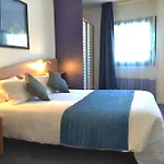 Apart-hotel Art Paris Est