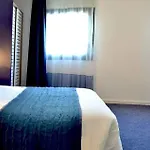 Art Paris Est Apart-hotel 3*