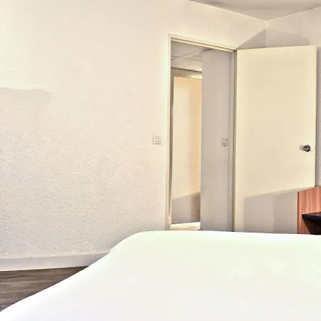 Lejlighedshotel Art Paris Est 3*