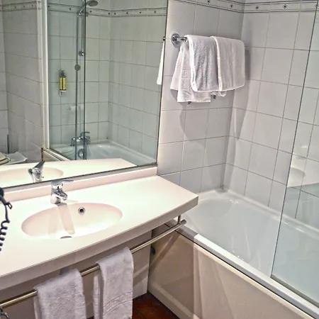 Apart Otel Art Paris Est Pantin