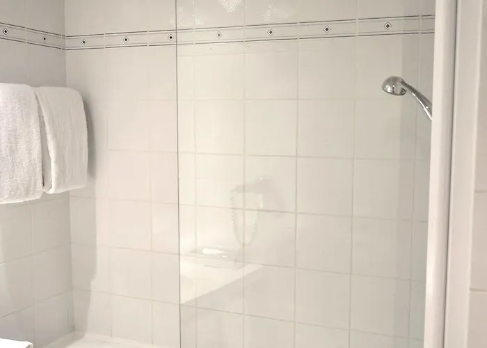 아파트호텔 Art Paris Est 3*